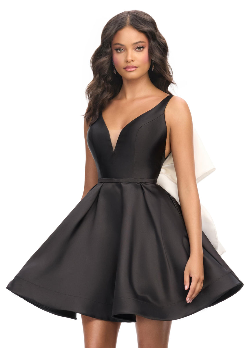 ASHLEYlauren 4781 V Neck Bow Back Cocktail Dress ASHLEYlauren 4781 V Neck Bow Back Cocktail Dress