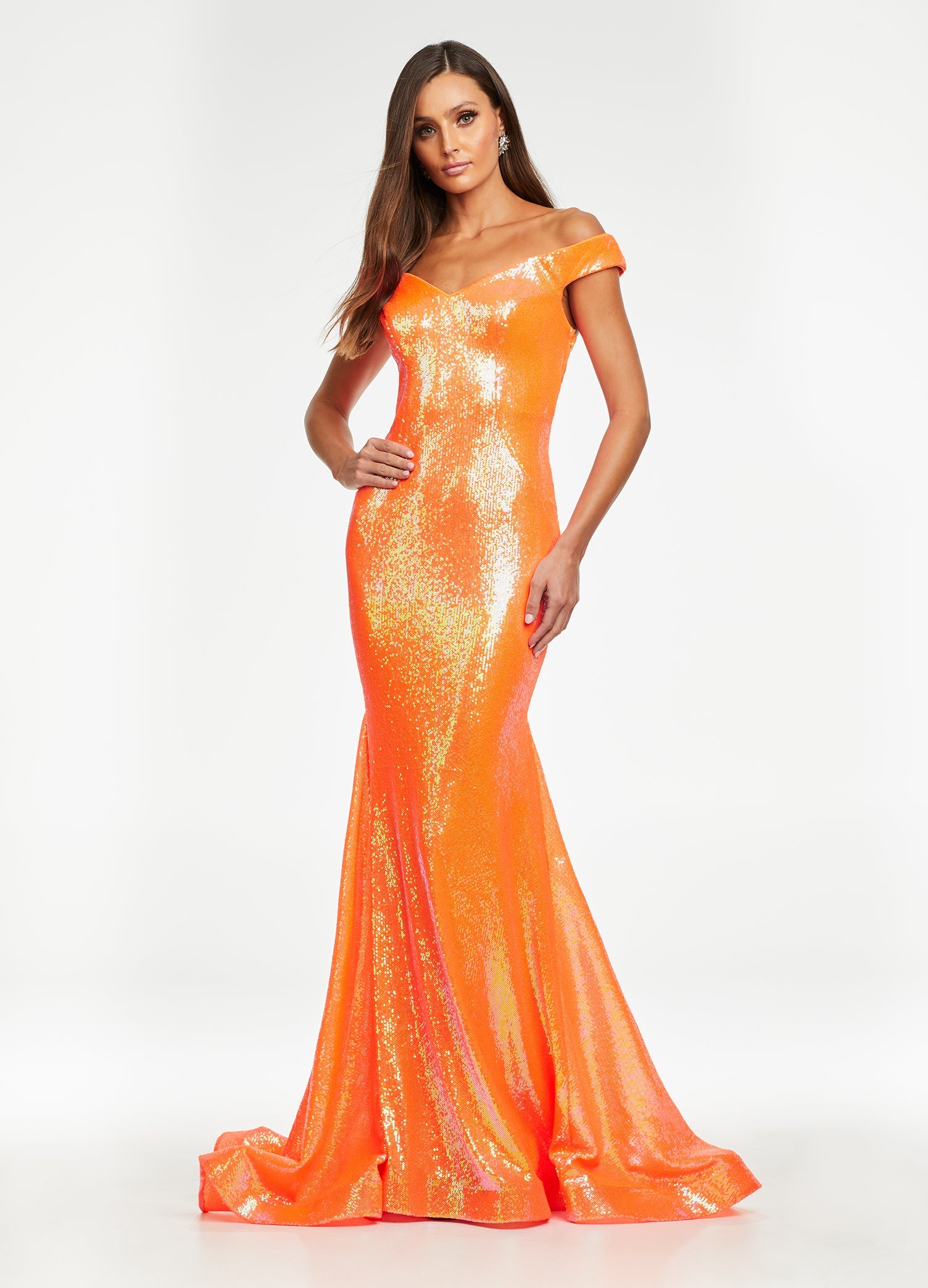 【My shawty】 glitter shaggy dress My shawty glitter shaggy dress Long sleeve dress FREE