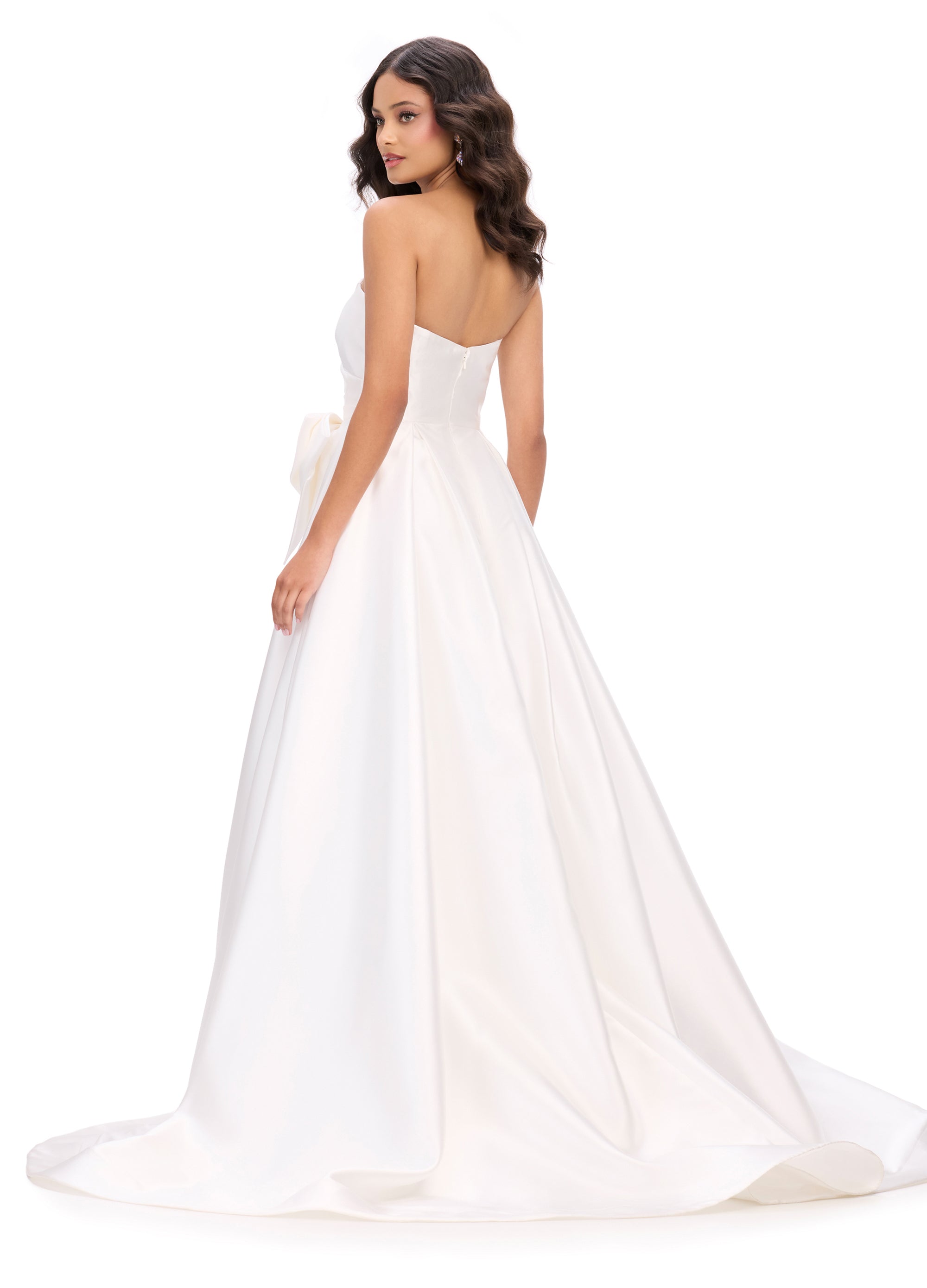 Back - White ASHLEYlauren 11770 – A stunning strapless mikado gown featuring a sweetheart neckline, oversized bow detail, and an elegant A-line ball gown skirt. Perfect for making a statement at any special occasion.