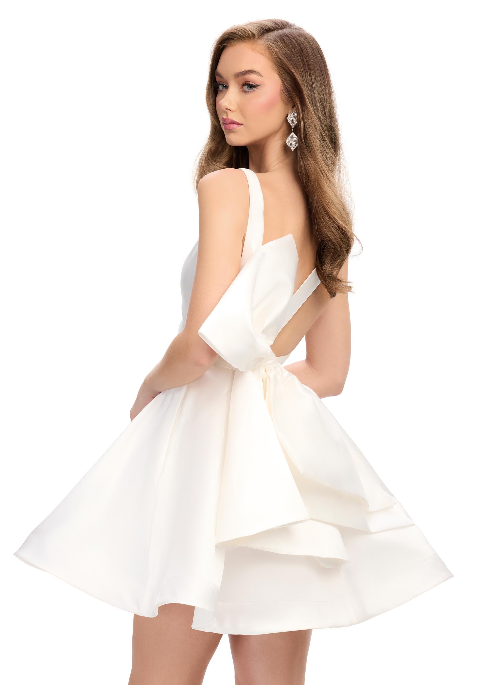 ASHLEYlauren 4781 V Neck Bow Back Cocktail Dress ASHLEYlauren 4781 V Neck Bow Back Cocktail Dress