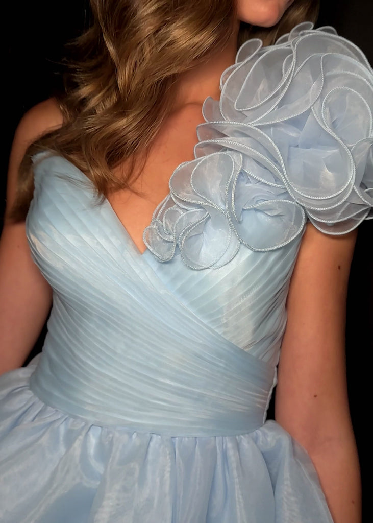 ASHLEYlauren 4958 | Sky organza mini dress with sweetheart neckline, oversized one-shoulder floral detail, and voluminous bubble skirt